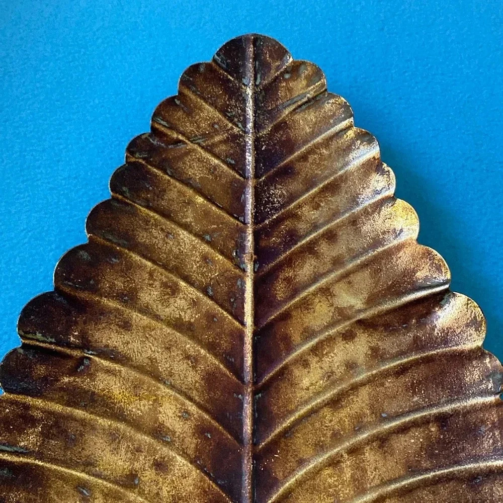 NATURAL INSPIRATIONS metal hammered leaf tray center piece 3 ball feet 10” X 26” - Picture 3 of 9